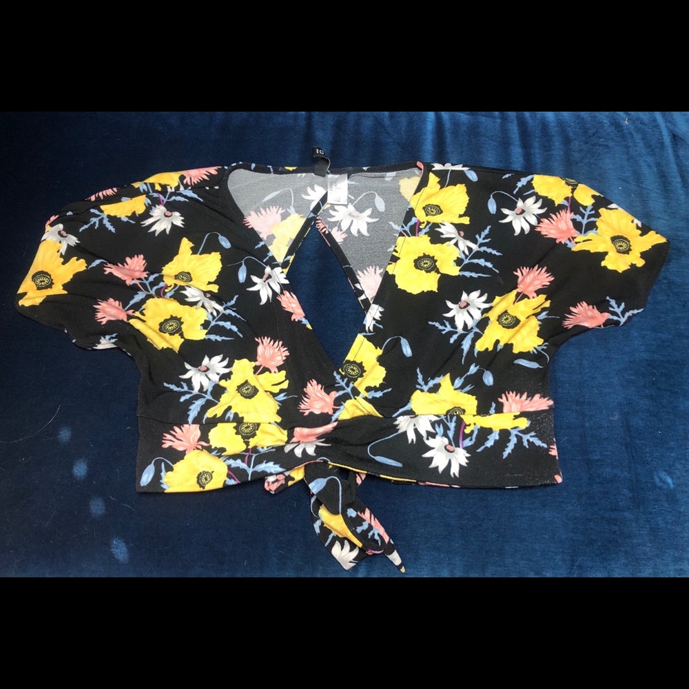 H&M Floral CropTop with Tie